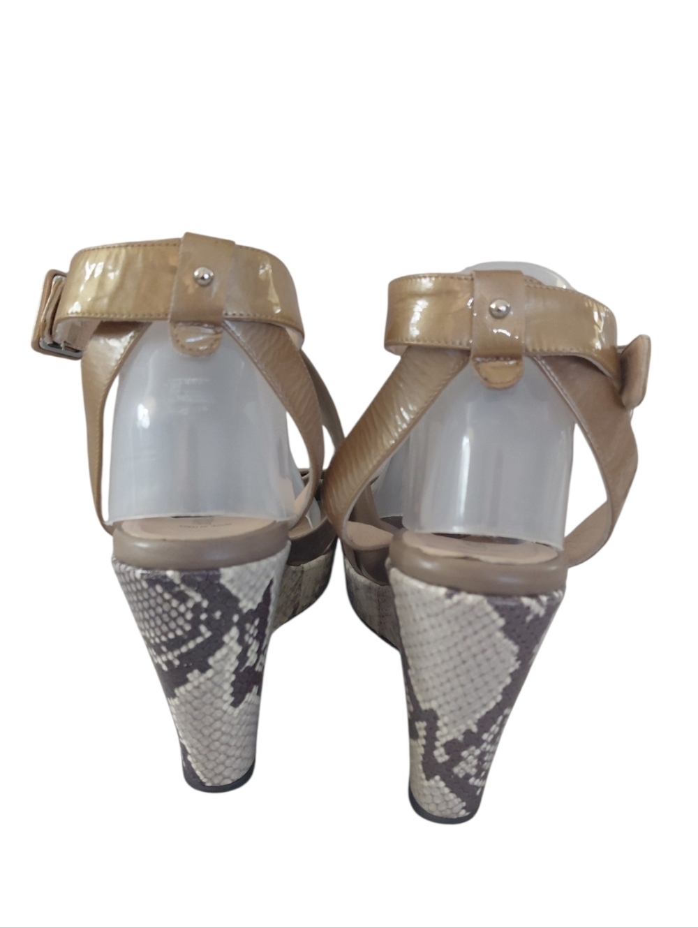 Aquatalia Taupe Snake Skin Crisscross Ankle Strap Sandals Size 11 — image 7 of 8